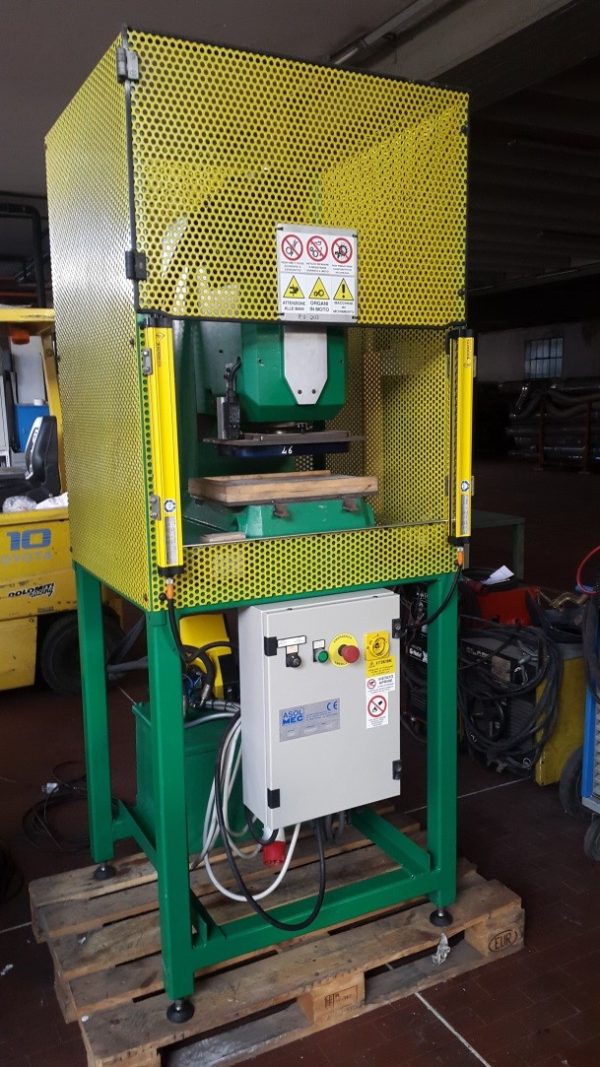 hydraulic press 13t