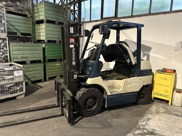 Toyota 7FBJ35 carello elevatore portata 3500kg